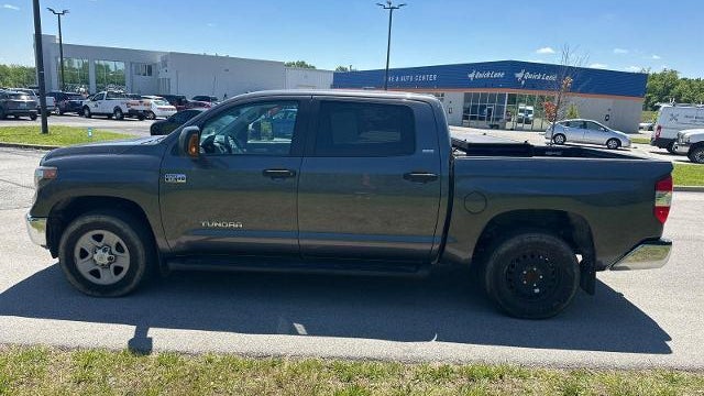 2019 Toyota Tundra SR5