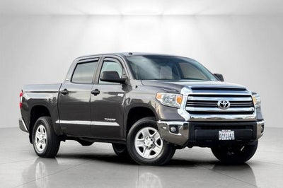 Photo of a 2016 Toyota Tundra 4X4 SR5 4DR Crewmax Cab Pickup SB (5.7L V8) for sale
