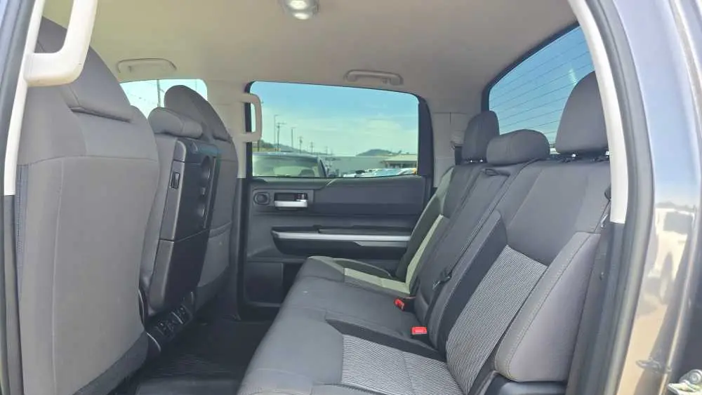 2017 Toyota Tundra SR5