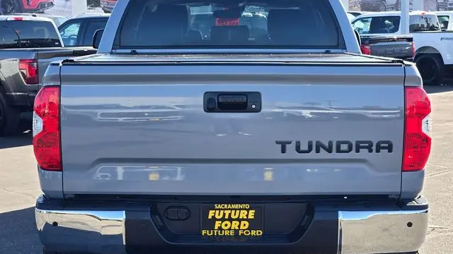 2018 Toyota Tundra SR5