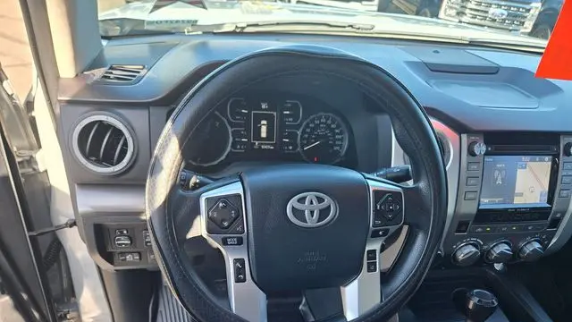 2018 Toyota Tundra SR5