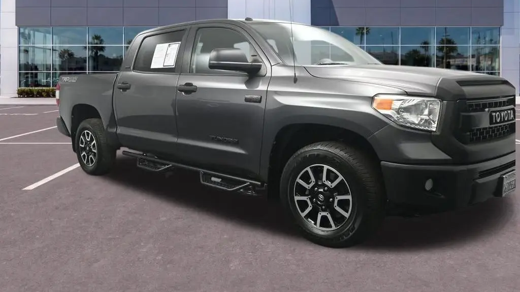 Preowned 2017 Toyota Tundra SR5 for Sale