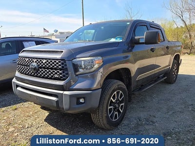 2018 Toyota Tundra 4X4 SR5 4DR Crewmax Cab Pickup SB (5.7L V8)