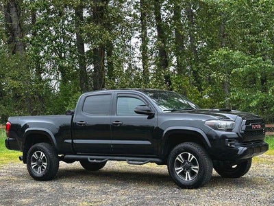 2017 Toyota Tacoma 4X4 TRD Off-Road 4DR Double Cab 6.1 FT LB