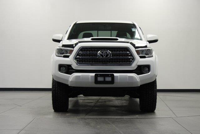 2017 Toyota Tacoma - $29,962