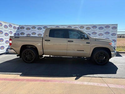 2017 Toyota Tundra 4X2 SR5 4DR Crewmax Cab Pickup SB (5.7L V8 Ffv)