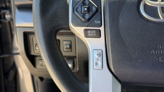 2015 Toyota Tundra SR5