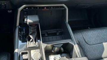 2023 Toyota Tundra Limited HV