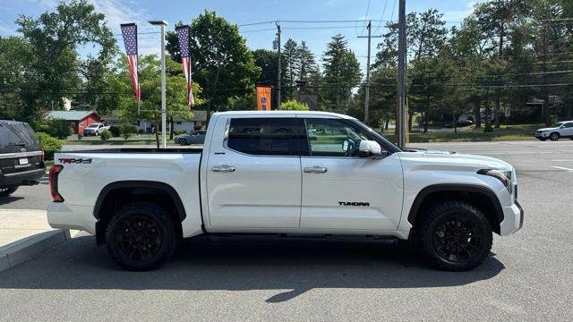 2023 Toyota Tundra Limited HV