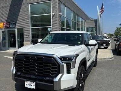 2023 Toyota Tundra 4X4 Limited HV 4DR Crewmax Cab Pickup SB