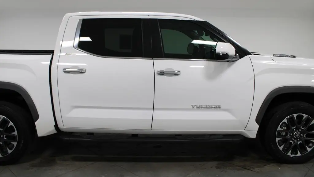 2024 Toyota Tundra Limited HV