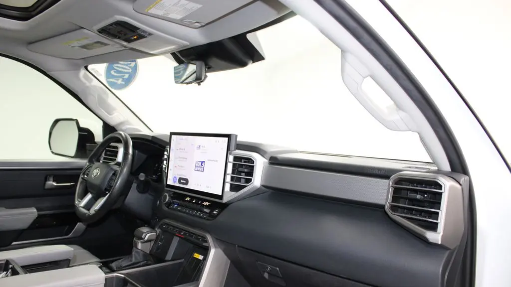2024 Toyota Tundra Limited HV