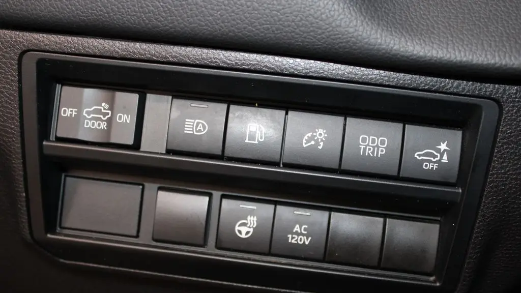 2024 Toyota Tundra Limited HV