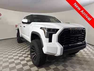 2024 Toyota Tundra 4X4 Limited HV 4DR Crewmax Cab Pickup SB