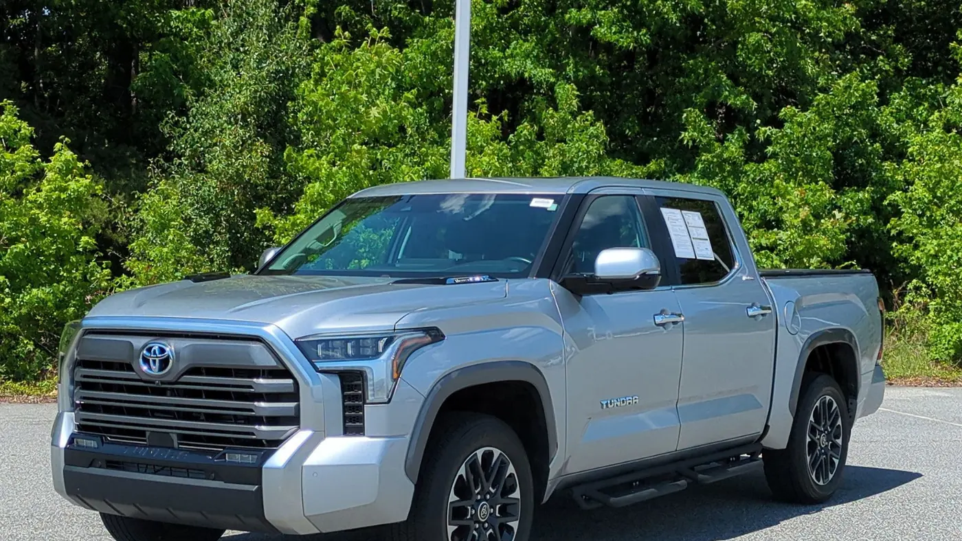 2024 Toyota Tundra Limited HV