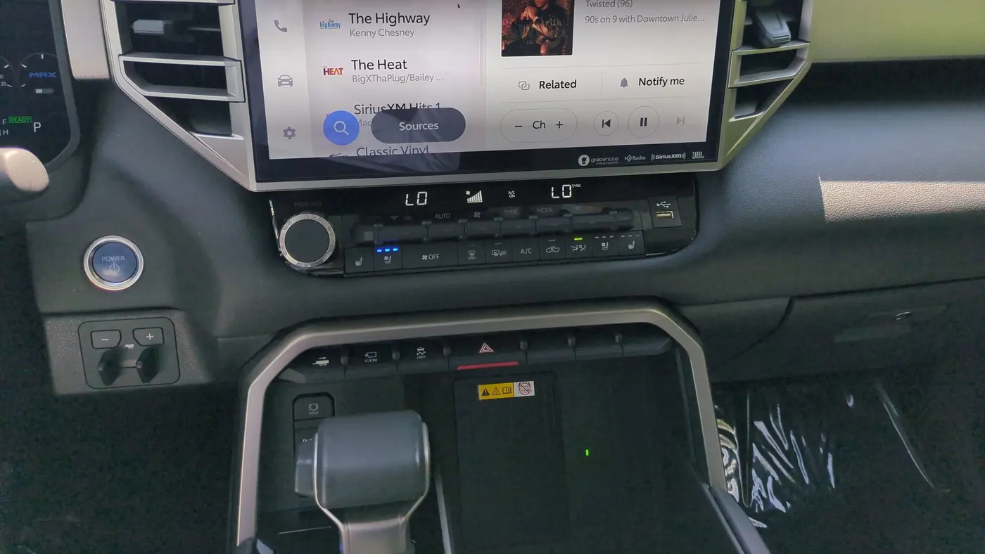 2024 Toyota Tundra Limited HV