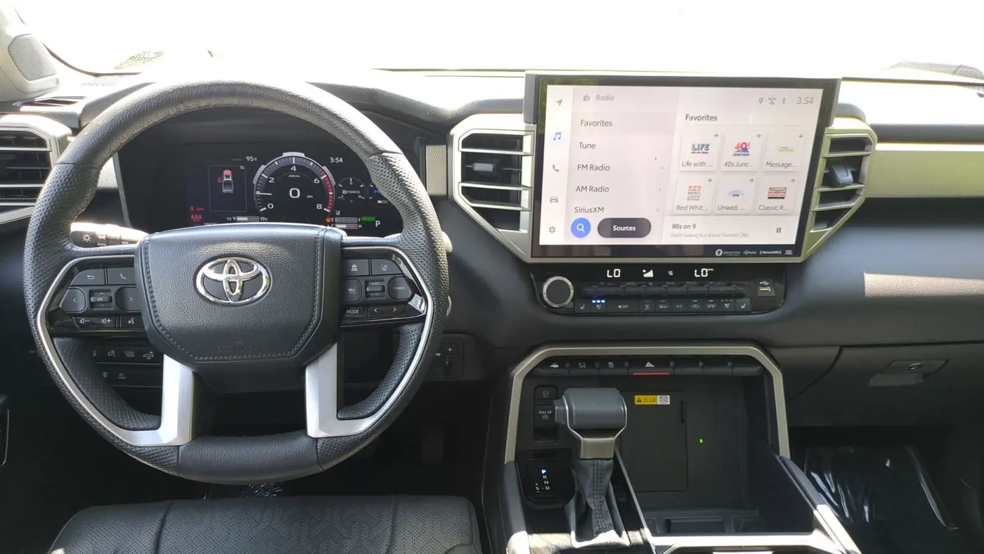2024 Toyota Tundra Limited HV