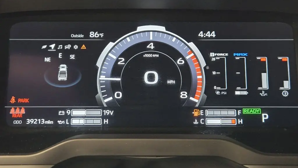 2023 Toyota Tundra Limited HV