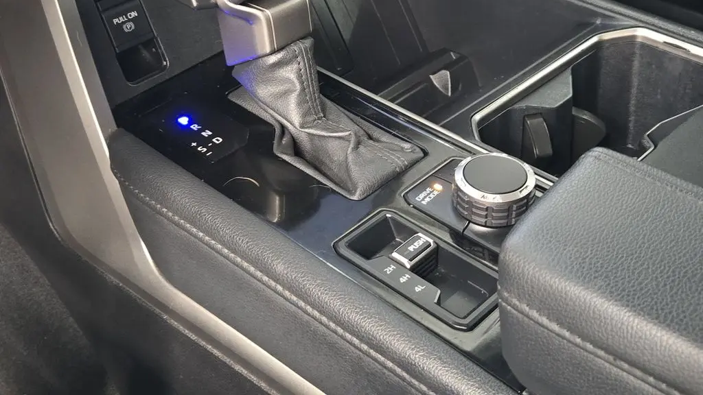 2023 Toyota Tundra Limited HV