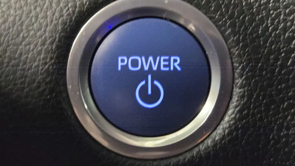 2023 Toyota Tundra Limited HV