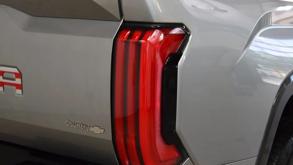 2024 Toyota Tundra Limited HV