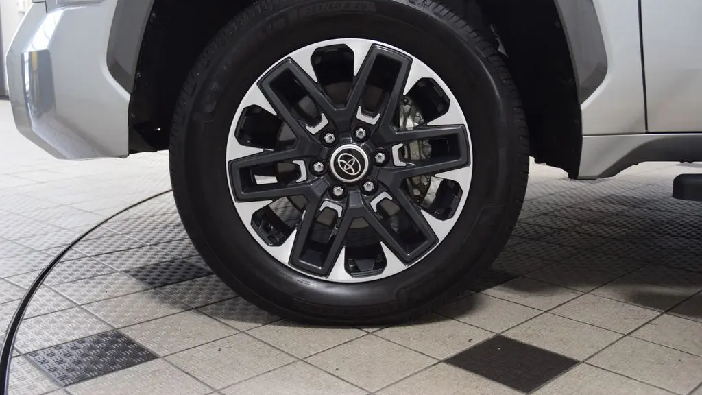 2024 Toyota Tundra Limited HV