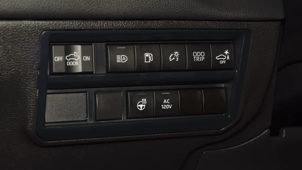 2024 Toyota Tundra Limited HV