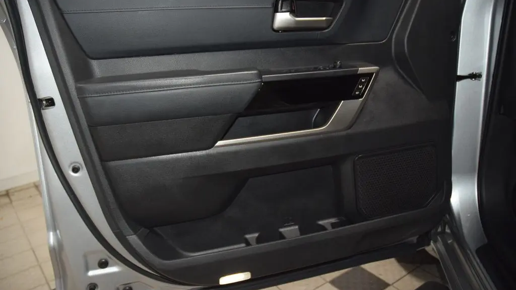 2024 Toyota Tundra Limited HV