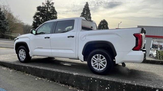 2022 Toyota Tundra SR5