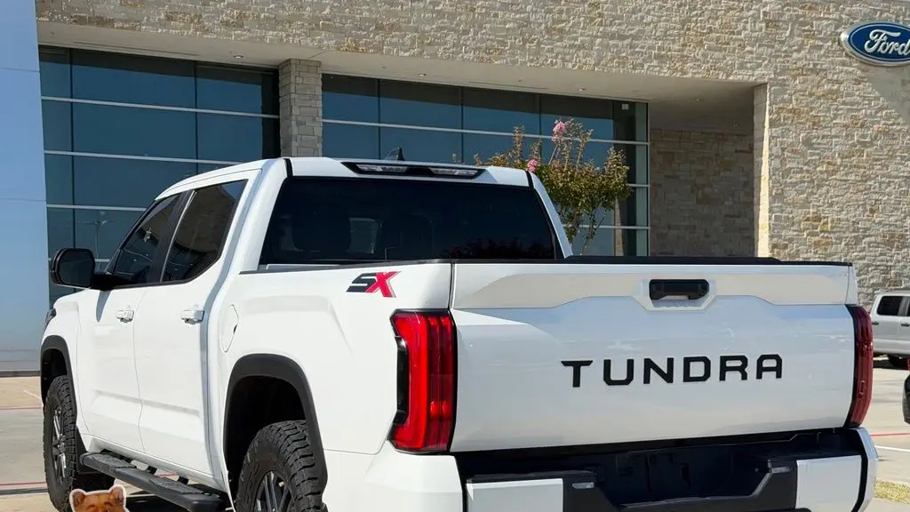 2024 Toyota Tundra SR5