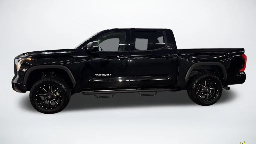 2022 Toyota Tundra SR5