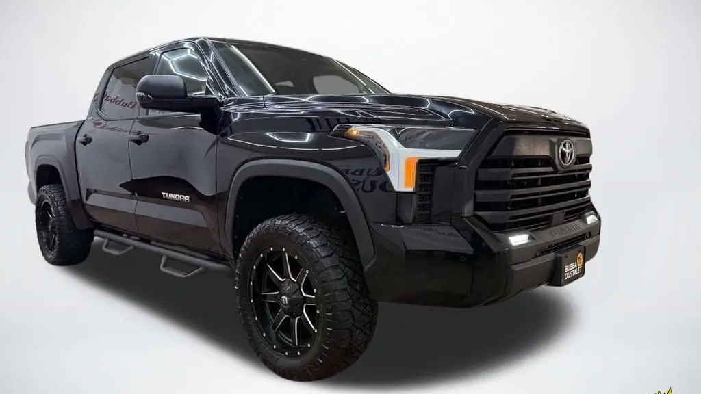 2022 Toyota Tundra SR5