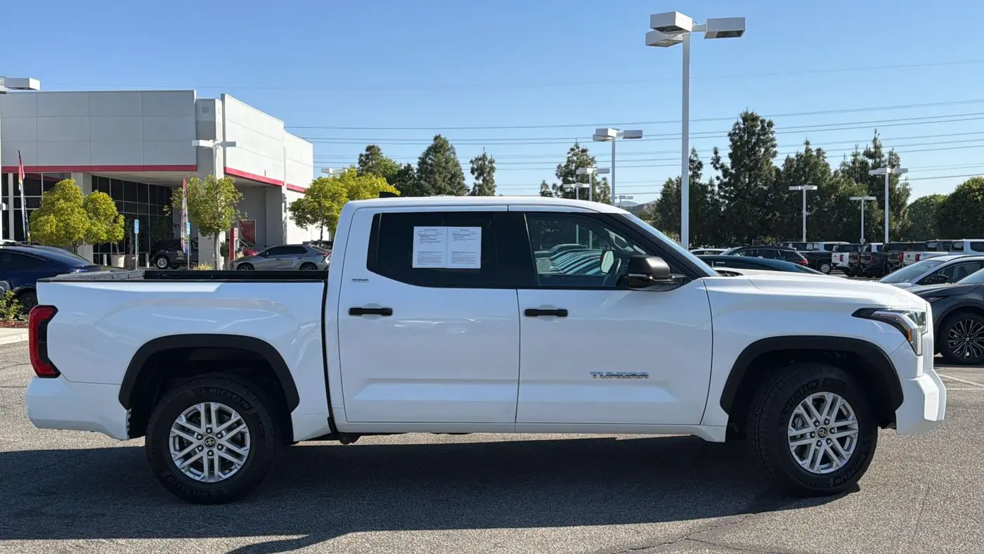 2022 Toyota Tundra SR5