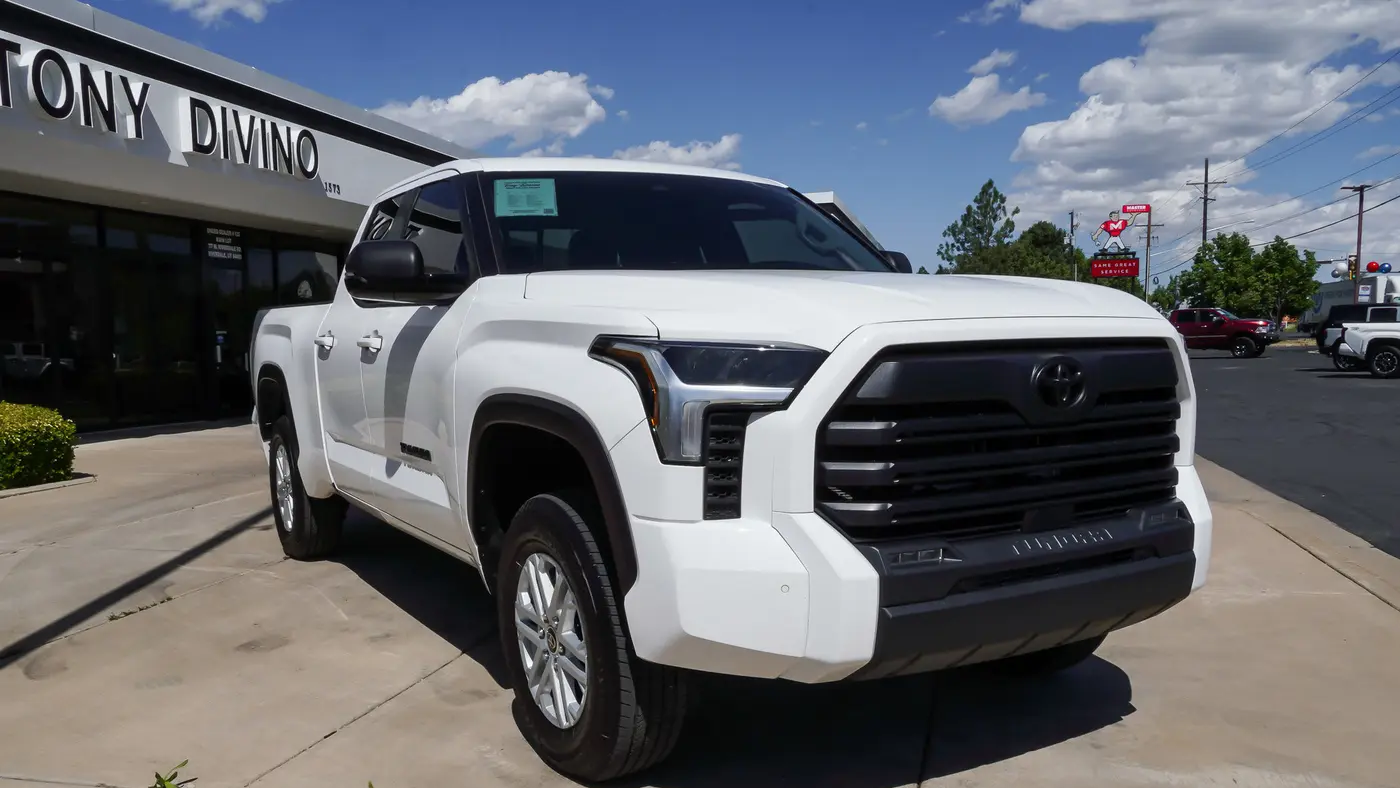 2024 Toyota Tundra SR5