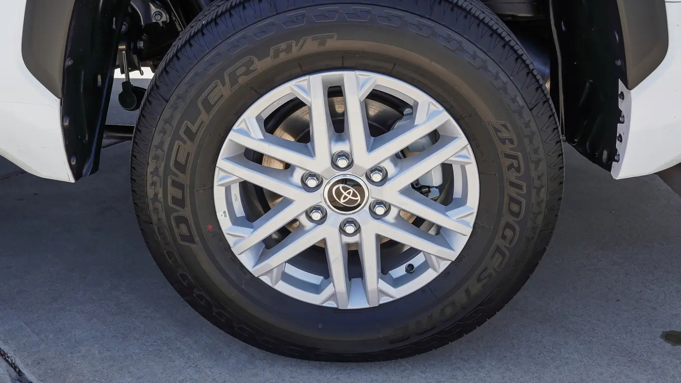 2024 Toyota Tundra SR5