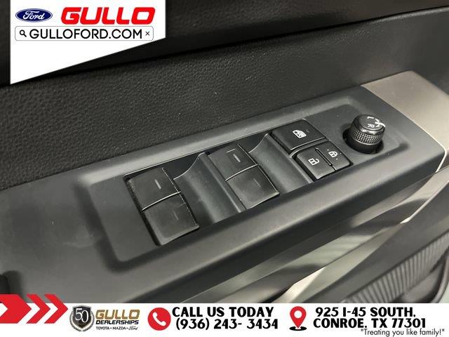 2022 Toyota Tundra - $27,676