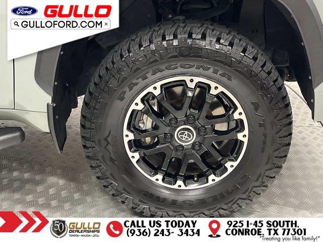 2022 Toyota Tundra - $27,676