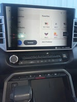 2022 Tundra Thumbnail 10