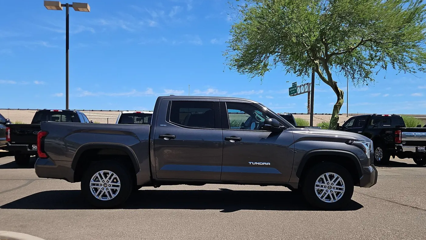 2023 Toyota Tundra SR5