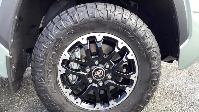 2025 Toyota Tundra SR5