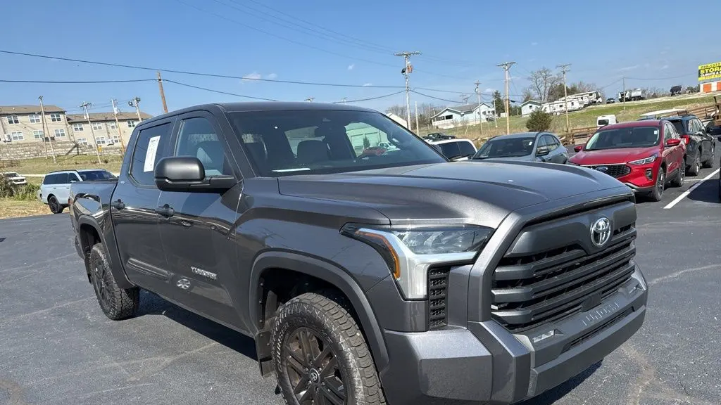 2025 Toyota Tundra SR5