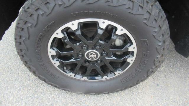2022 Toyota Tundra SR5