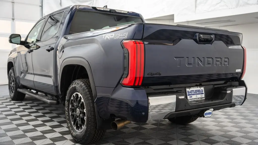 2022 Toyota Tundra SR5