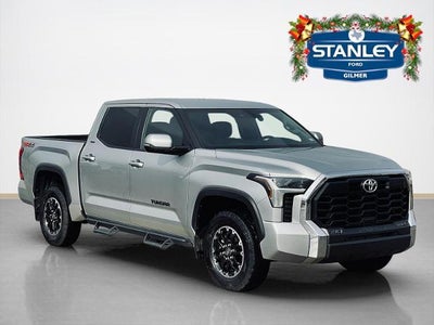2025 Toyota Tundra 4X4 SR5 4DR Crewmax Cab Pickup SB