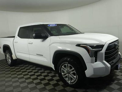 2025 Toyota Tundra 4X4 SR5 4DR Crewmax Cab Pickup SB