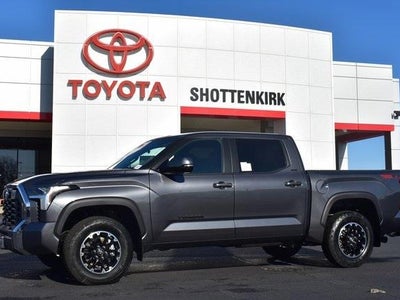 2025 Toyota Tundra 4X4 SR5 4DR Crewmax Cab Pickup SB
