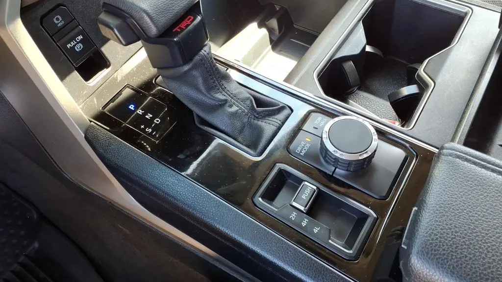 2023 Toyota Tundra SR5