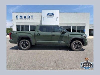 2022 Toyota Tundra 4X4 SR5 4DR Crewmax Cab Pickup SB