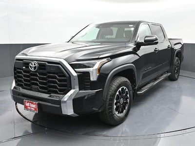 2022 Toyota Tundra 4X4 SR5 4DR Crewmax Cab Pickup SB