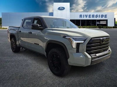 2024 Toyota Tundra 4X4 SR5 4DR Crewmax Cab Pickup SB